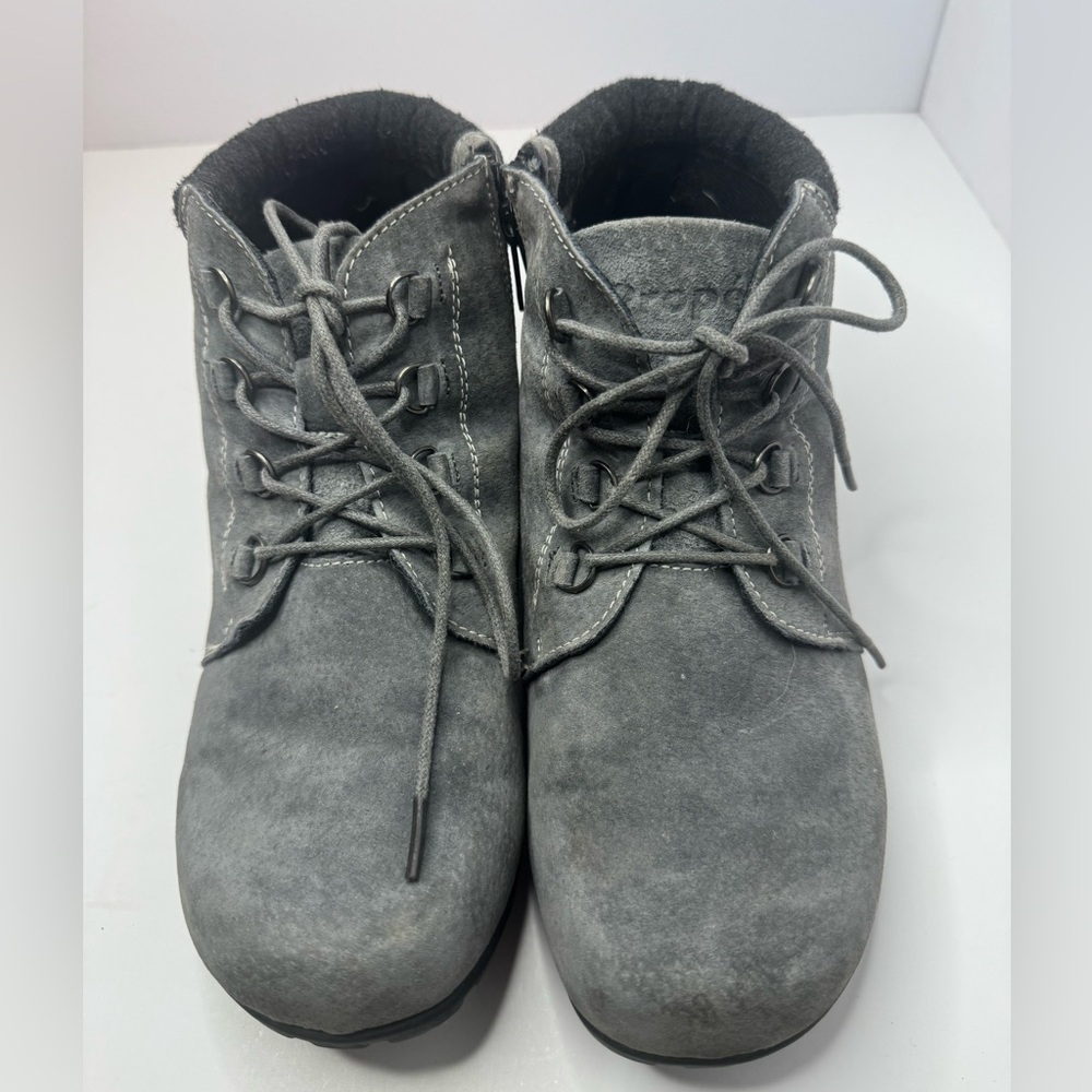 Propet Delaney Gray Suede Ankle Boots Size 8